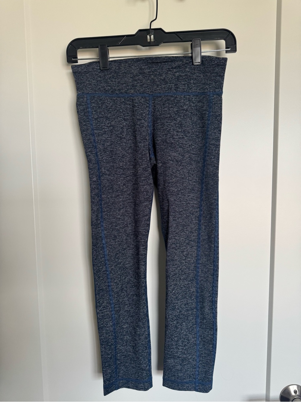 Under Armour Women's Heather Navy Stretch Performance Leggings